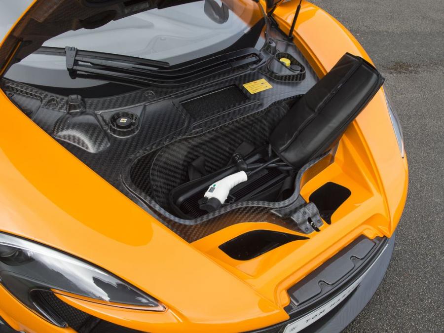 Багажник McLaren P1 XP05 (990006) 2013 года  (фото 8 из 89)